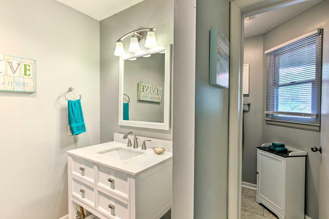 Modern Studio With Balcony About 1 Mi To Lake Lure! Екстериор снимка